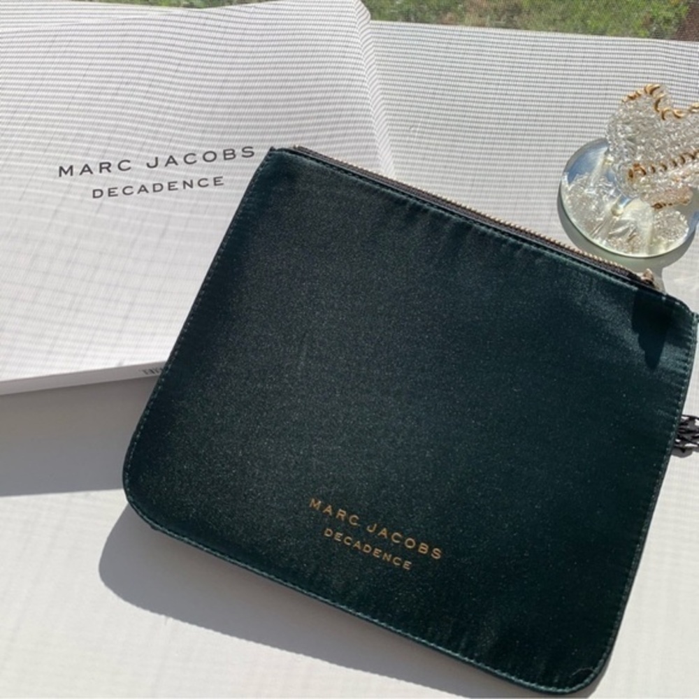 💖 MARC JACOBS POUCH 💖
